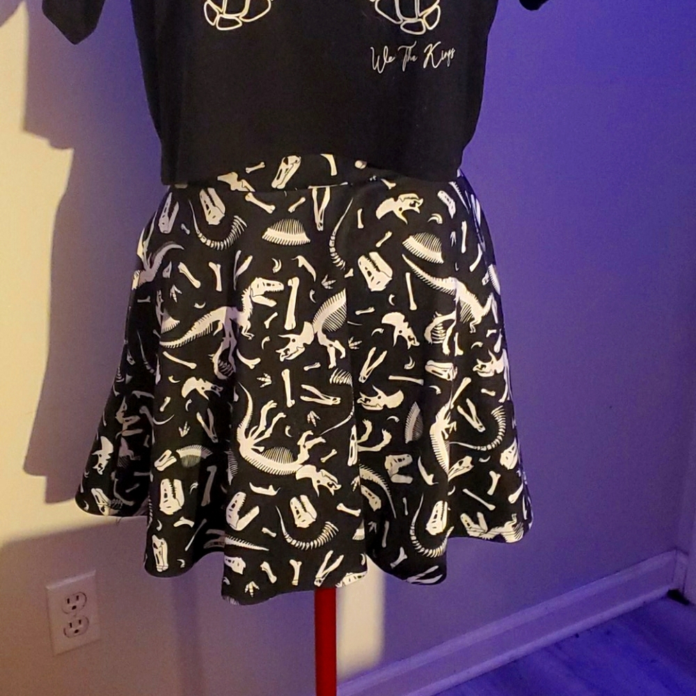 Dino bone skirt